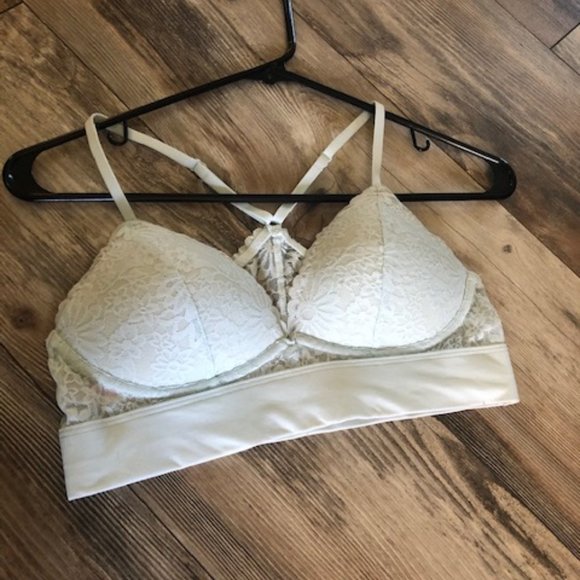 Bundle 3/$15 - VS PINK Bralette - Picture 1 of 3